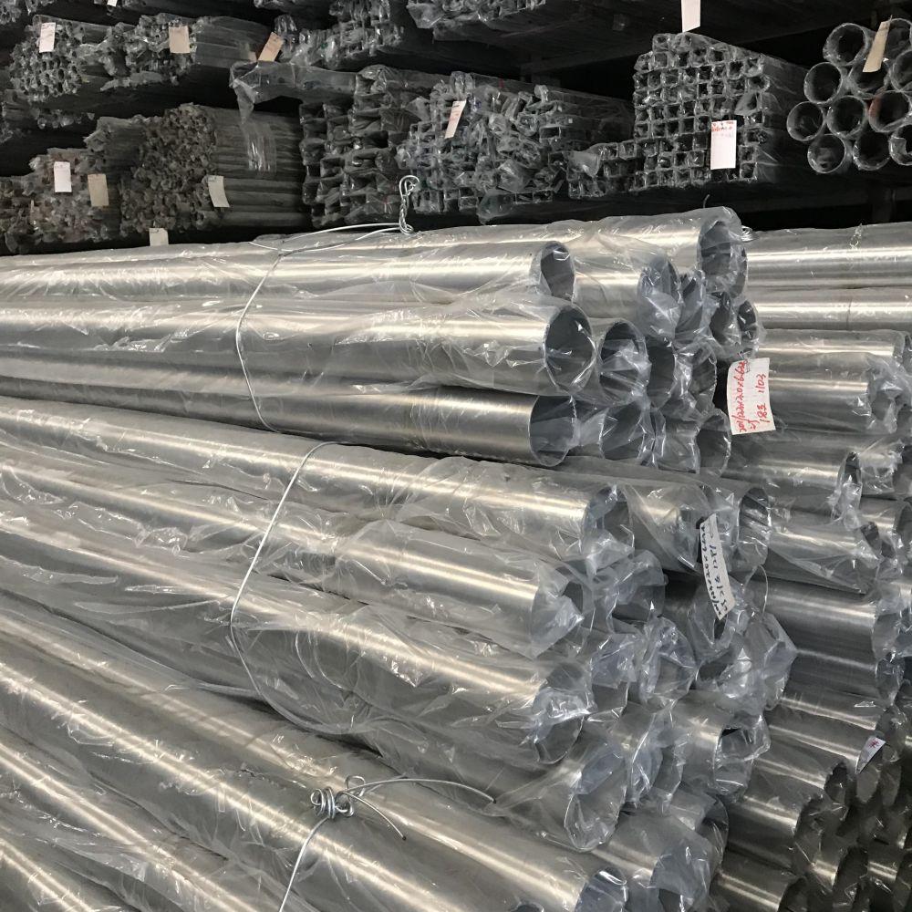 Stainless steel pipe